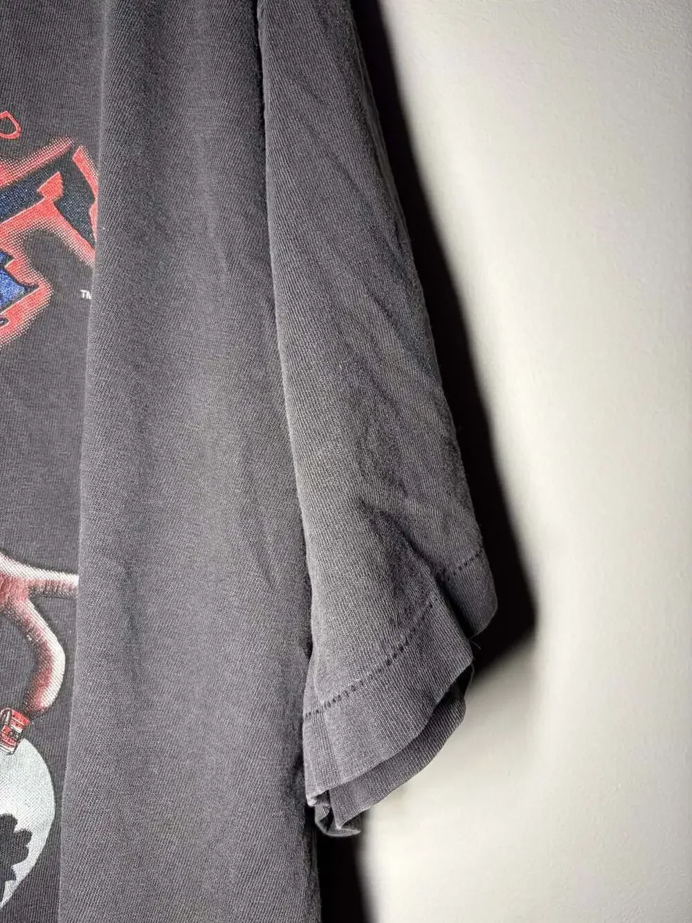 Vintage 1995 New England Patriots Taz 'Bad To The Bone' Double Sided T-Shirt - Picture 9 of 9